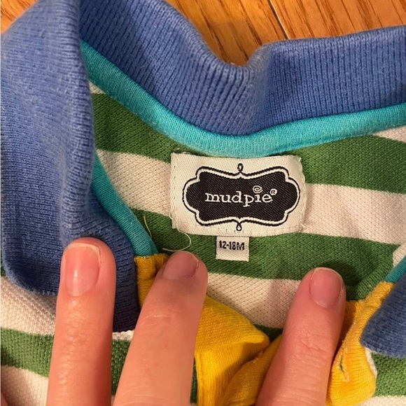MudPie collard Romper. 12/18m - Picture 2 of 2